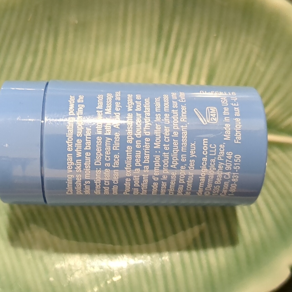 Exfoliating Powder - Picture 2 of 2